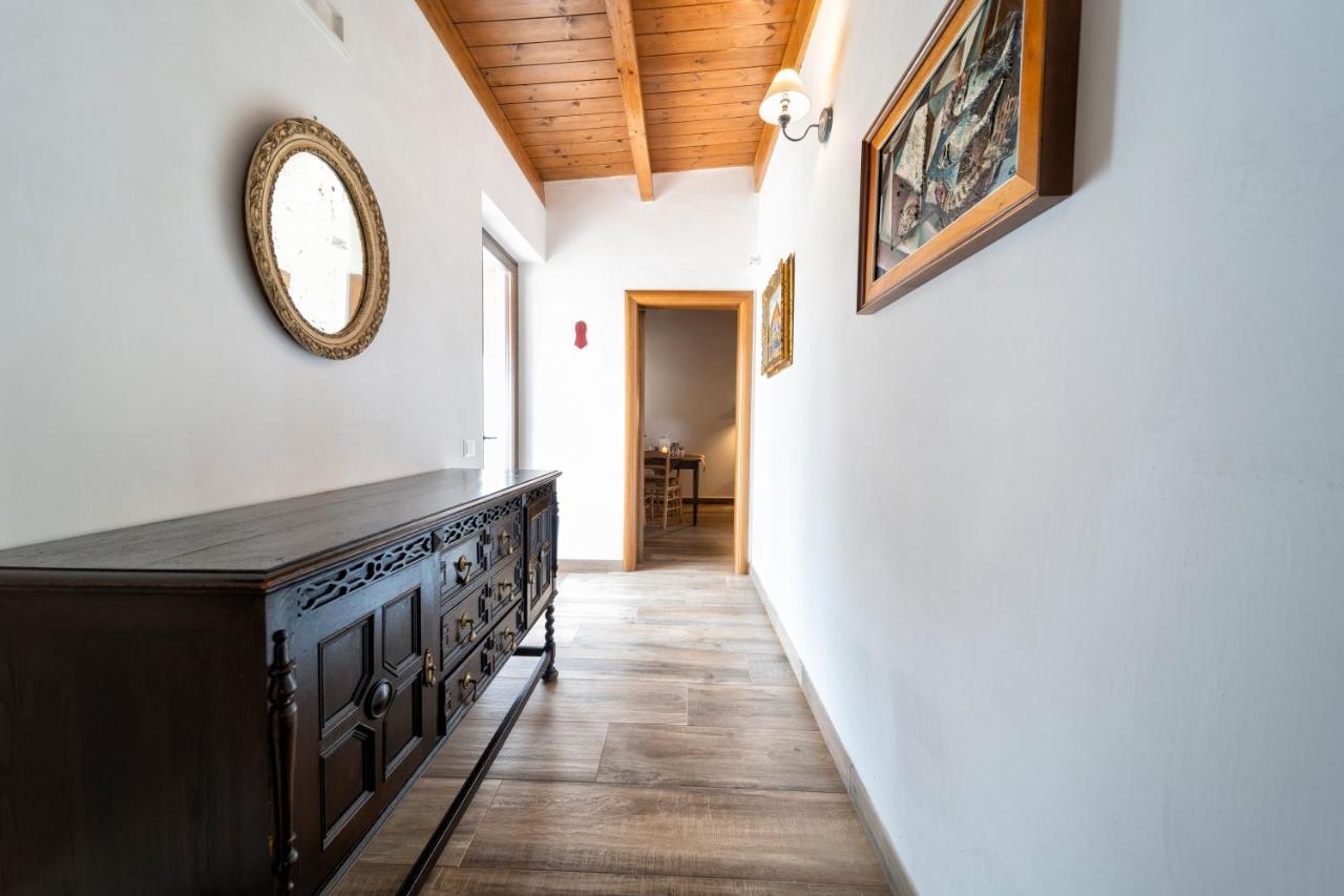 Agriturismo Tenuta Del Grillaio アックアヴィーヴァ・デッレ・フォンティ エクステリア 写真